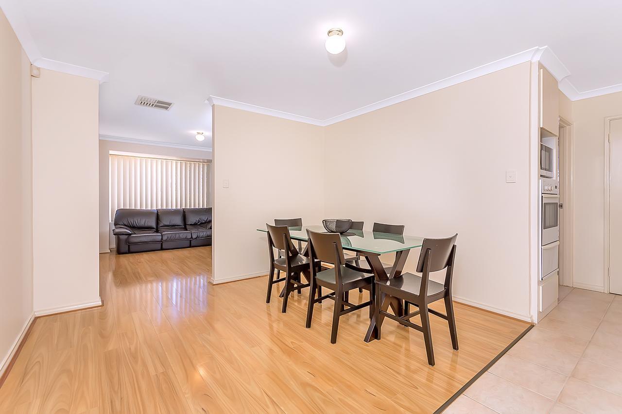 City Heights Perth Exterior photo